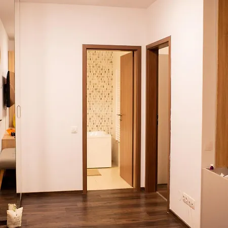 Aria Sophia Apartment